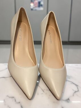 Marc Fisher Alola Leather Pumps – Chic Cream – Size 5M